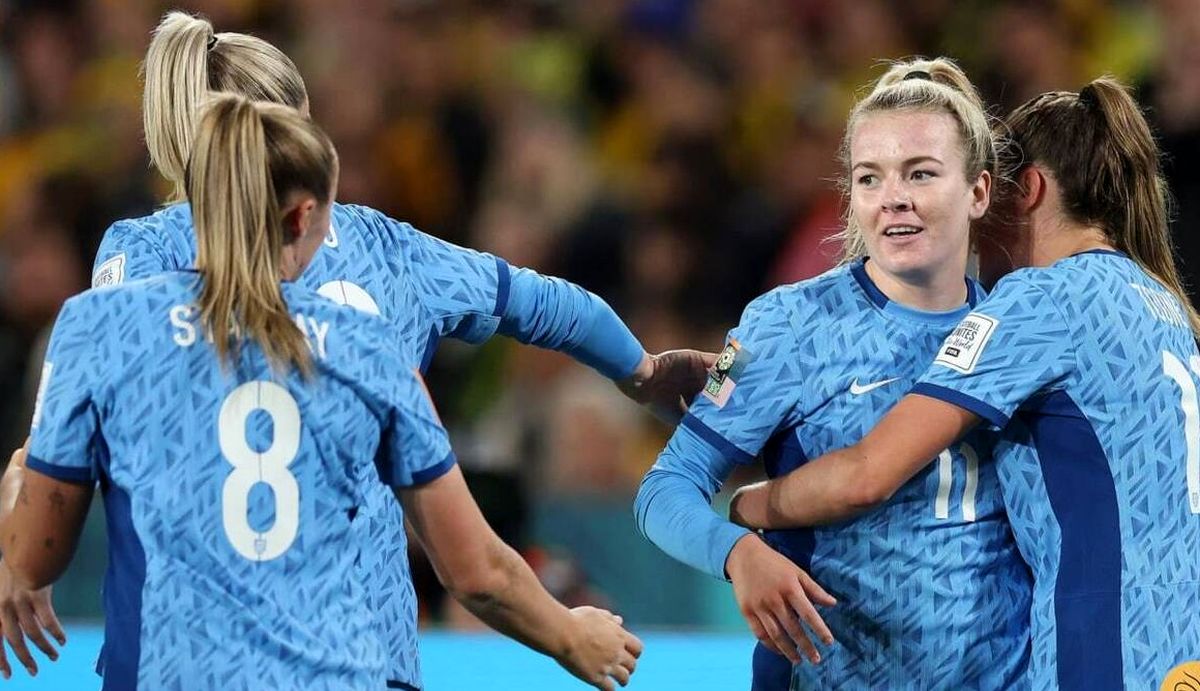 زنان فوتبالیست انگلیسی فینالیست جام جهانی شدند