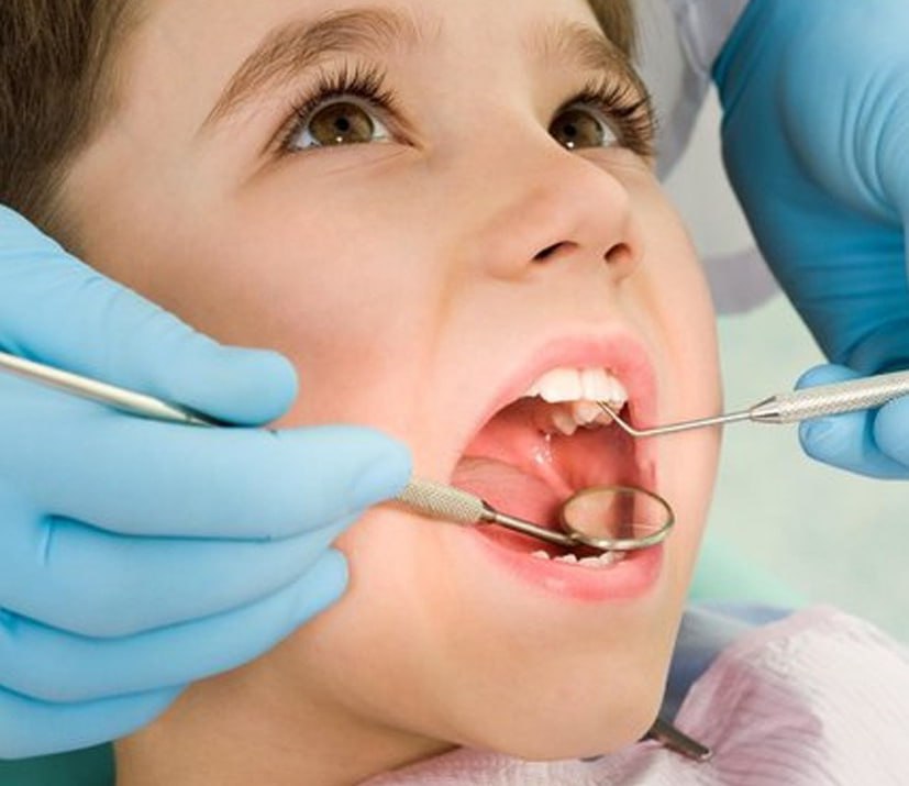 ارائه خدمات رایگان دندانپزشکی به دانش آموزان