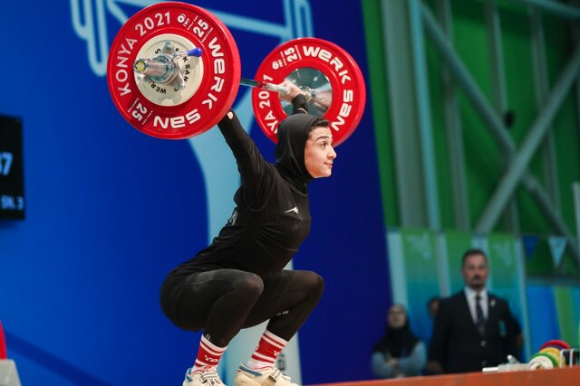 ۶ بانوی وزنه‌بردار ایرانی راهی ریاض می‌شوند