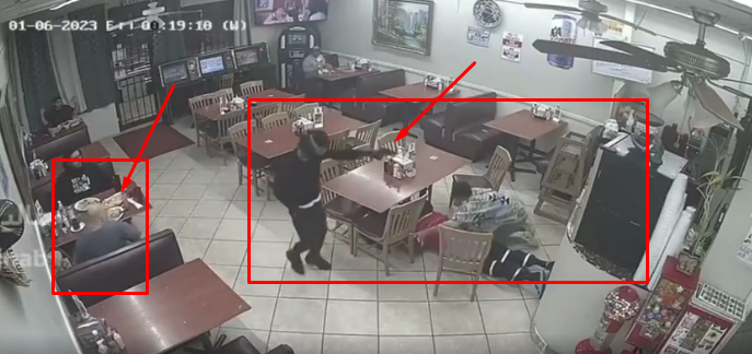شجاعت پلیس در لباس شخصی/ دزد مسلح در رستوران به هلاکت رسید