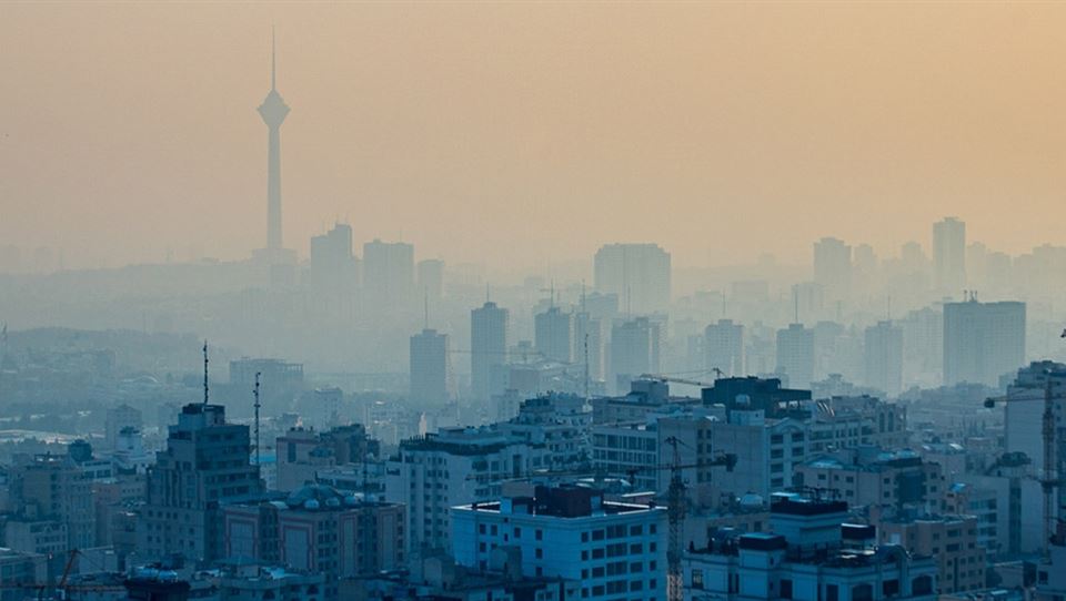 ادامه آلودگی هوا در تهران، کرج و اصفهان