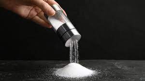 مصرف نمک: قاتل پنهانی در سفره‌های ایرانی!