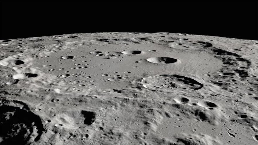 اکتشافات جدید در کره ماه همه رو شوکه کرد!