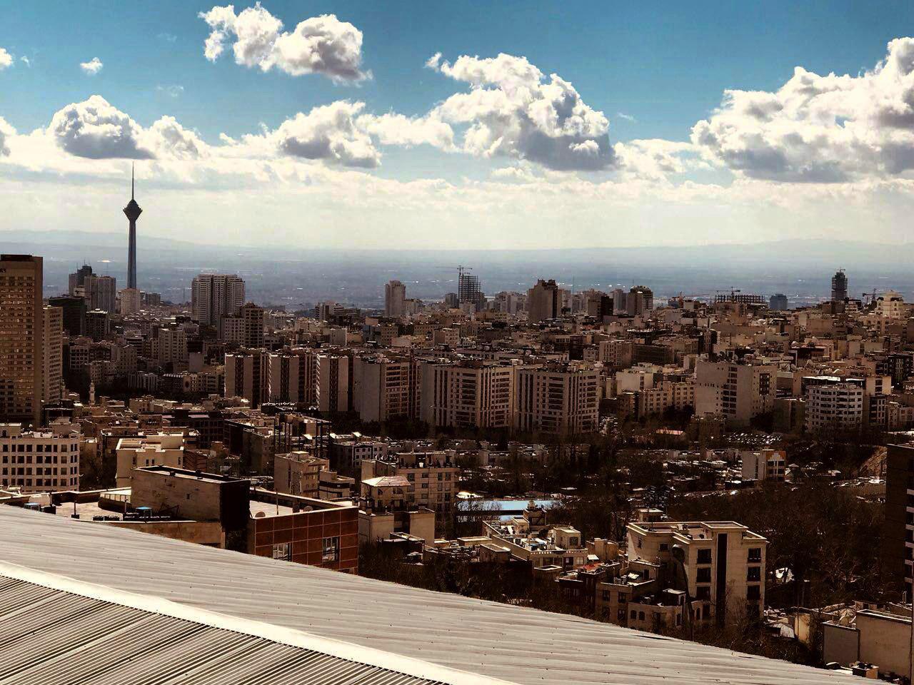 وضعیت هوای تهران در آخرین روز فروردین ماه
